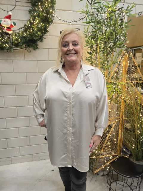 Silky Blouse Jaimey Ecru t/m 50